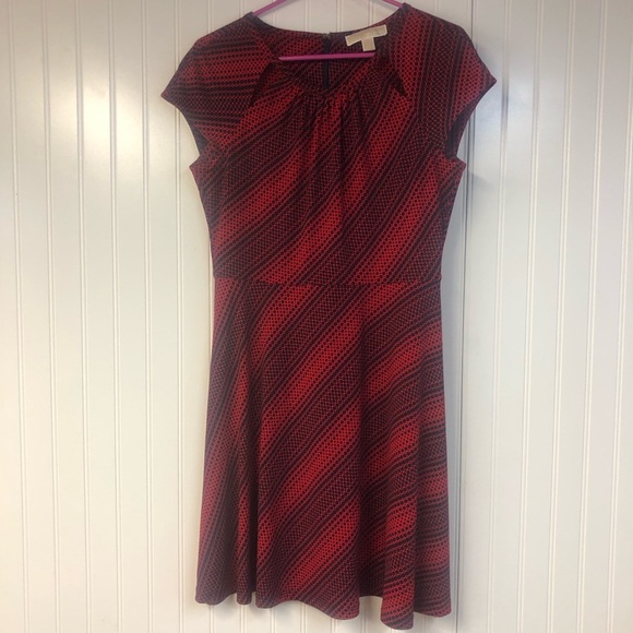 Michael Kors Short Sleeve Cinched Waist Flare Dressed Medium Red Dot Print - Picture 1 of 4